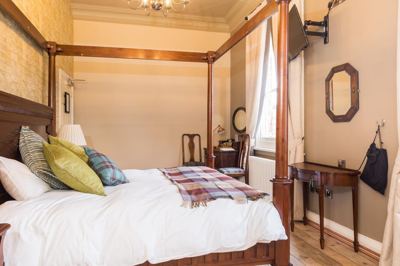 The Bull Hotel Olney 外观 照片